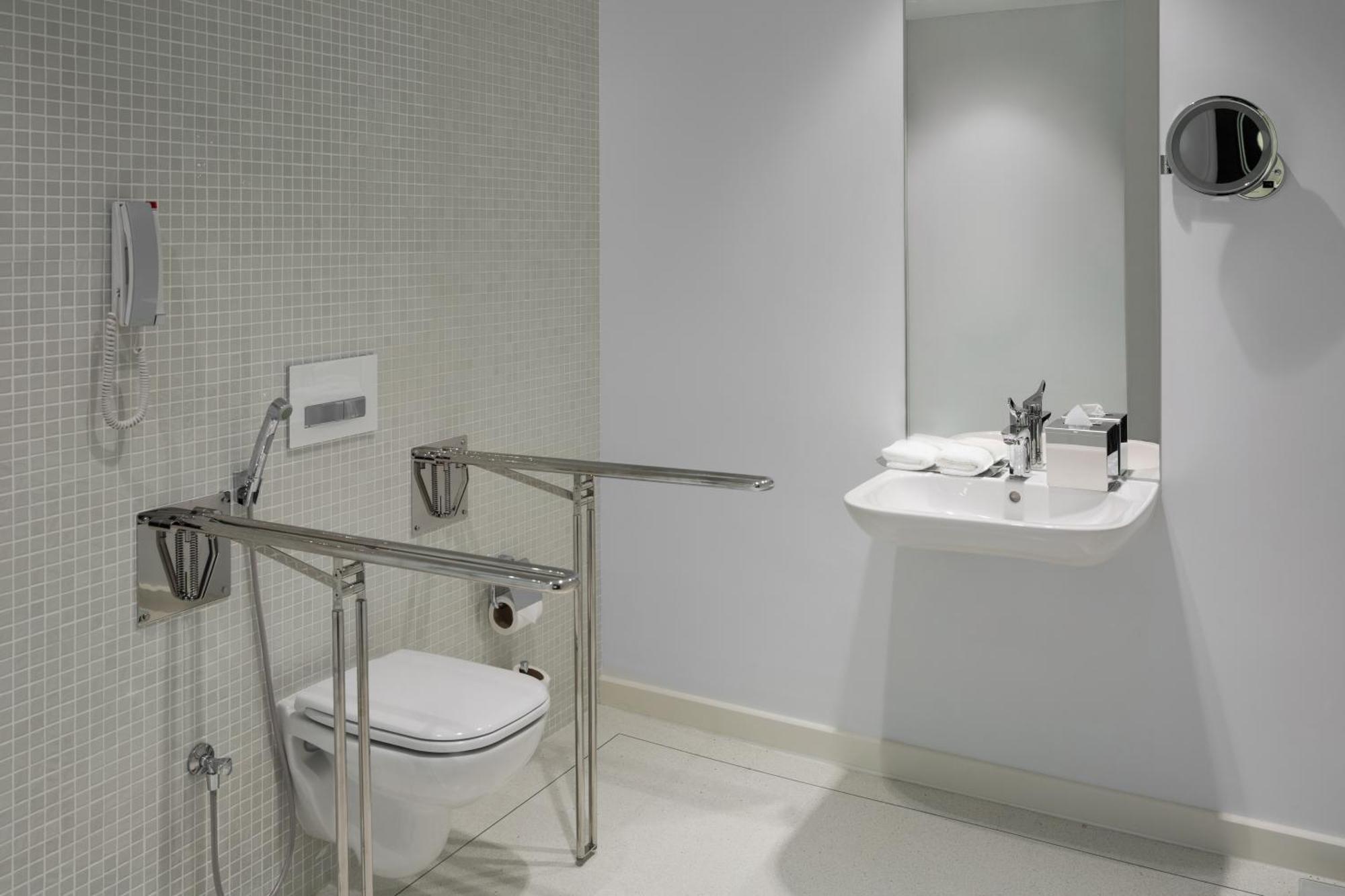 Staybridge By Ihg 4*